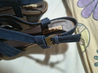 Sandalias cuña azul marino y marrón