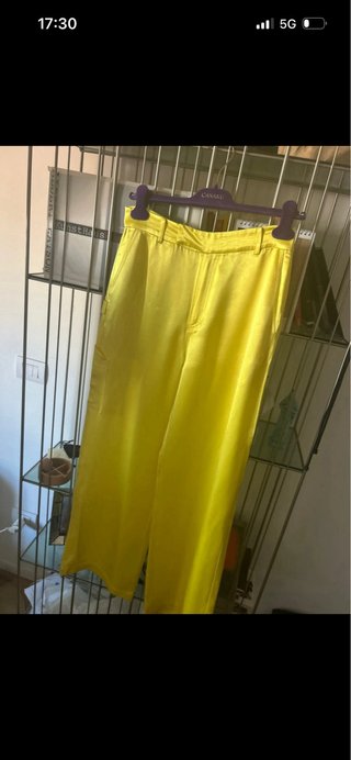 Completo Isabelle Blanche giallo