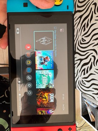 Lote Nintendo Switch + Giochi + Controller Zelda
