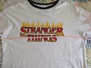 Camiseta Stranger Things Zara Talla XS