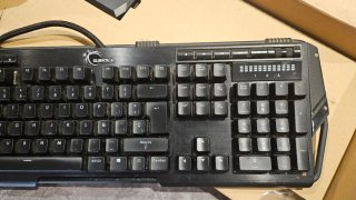 Teclado G.SKILL RIPJAWS KM780 RGB