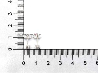 pendientes oro 18k con piedra con circonita