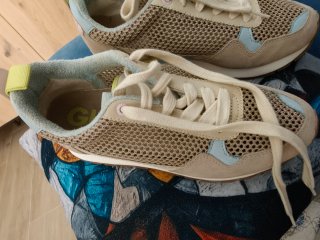 Zapatillas beige malla y ante T.39