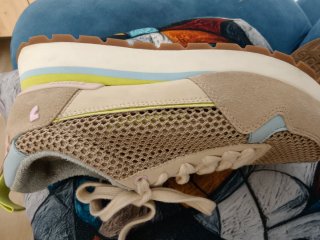 Zapatillas beige malla y ante T.39
