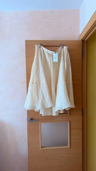 Falda Zara Crema Talla M
