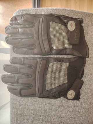 Dos pares de guantes invierno (uno BMW) de Goretex