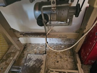 Máquina de coser industrial Brother DB2-B735-5