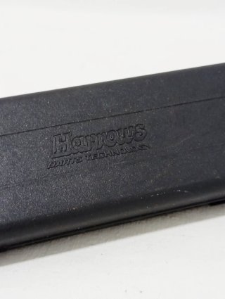 Dardos con estuche dorado