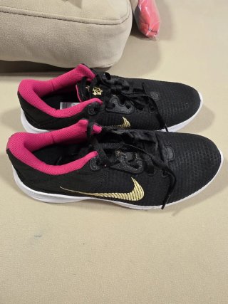 Zapatillas Nike Negras y Rosas