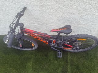 Bicicleta Scott Scale Junior P24