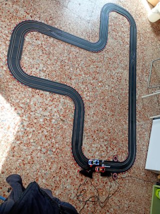 Scalextric Carrera GO