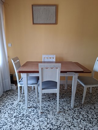 Conjunto mesa comedor extensible y sillas