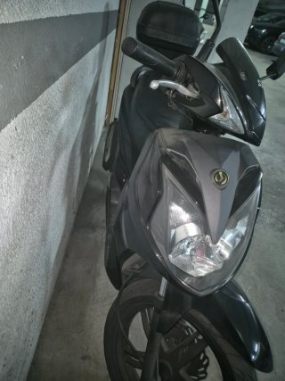 Sym Symphony 125SR Scooter Negra