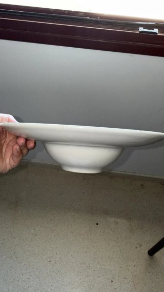 Plato hondo de porcelana blanco