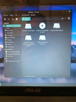 Portátil Asus 15,6 + Ratón HP y Cargador