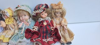 Lotto 11 Bambole da Collezione Vintage - Artigiana