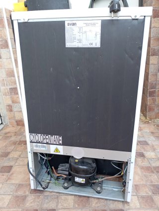 Congelador vertical blanco SVAN