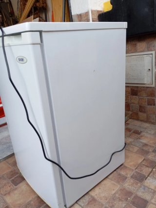 Congelador vertical blanco SVAN