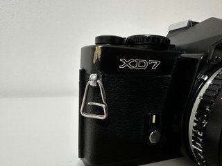 Minolta XD7 con obiettivo Rokkor PG 50mm f/1.4