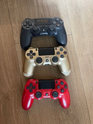 PS4 Slim + 3 mandos + 11 juegos