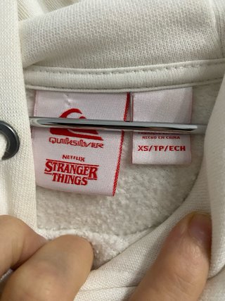Sudadera Stranger Things Blanca Roja
