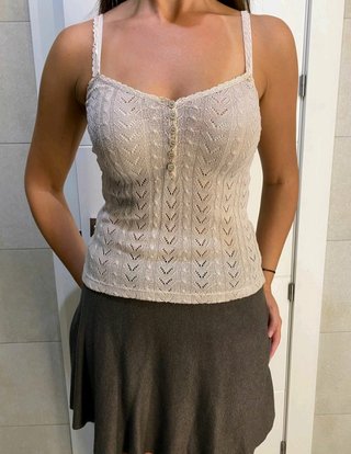 Top ganchillo beige. Perfecto estado. Talla S.