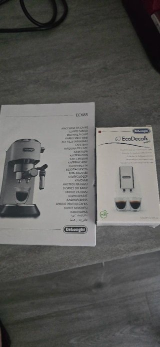 Cafetera DeLonghi Roja