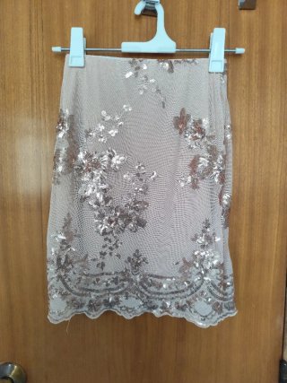 Conjunto top y falda lentejuelas