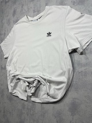 Camiseta Adidas Blanca