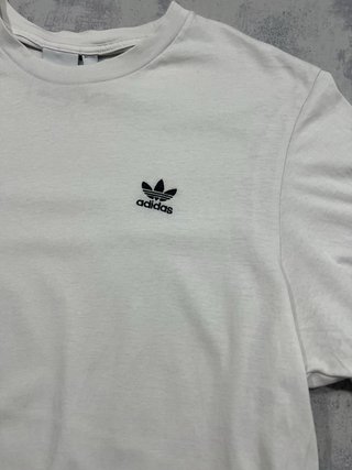 Camiseta Adidas Blanca