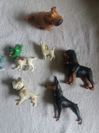LOTE FIGURAS PVC PERROS COMICS SPAIN, DISNEY...