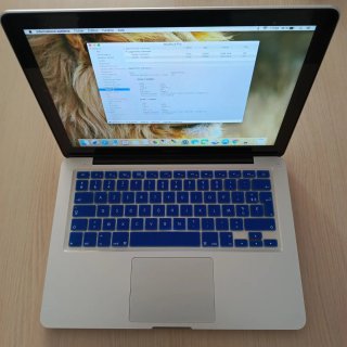 MacBook Pro Apple Plata y Azul
