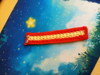 Souvenir Mundial Crochet Rojo y Amarillo
