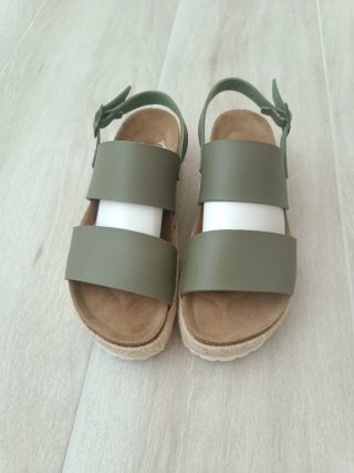 Sandalias bio Bioduuo Verde caqui.