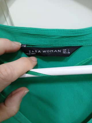 Blusa Zara Verde Talla L