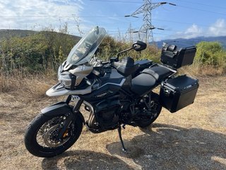 Triumph Tiger 1200 dessert explorer