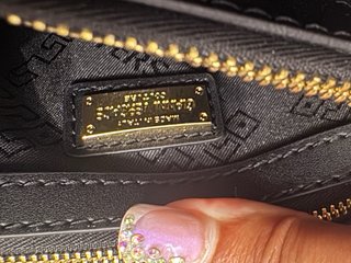 Borsa Versace ( difetti guardare le foto)