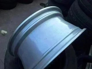 Opel Insignia 2008 - Llanta de 17" nueva u.1