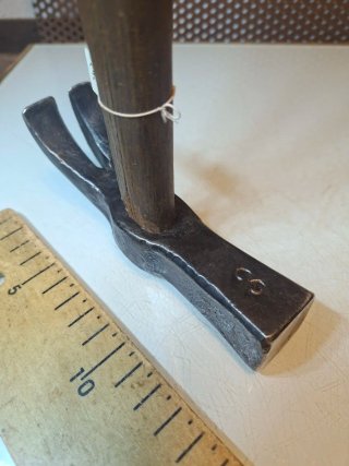 Martillo de carpintero forjado