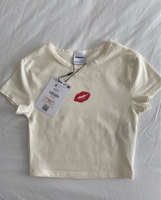 Camiseta Bershka crop XS beige