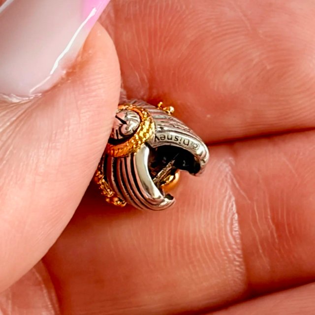 Charms Nueva Concha Ariel Disney Plata y Oro