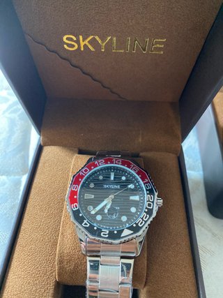 Reloj Skyline Negro y Rojo