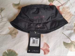 Cappello a secchiello