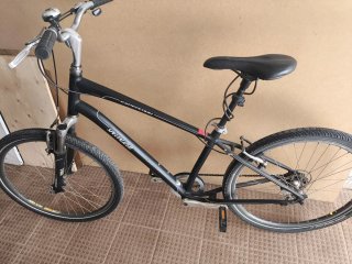 Bicicleta Specialized Expedition Negra