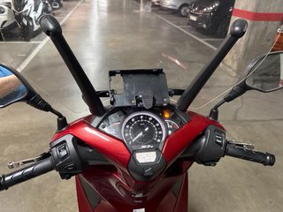 Honda SH125i 2018 Roja como nueva toda original