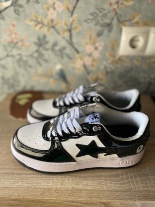 Zapatillas BAPE Bapesta Blancas y Negras