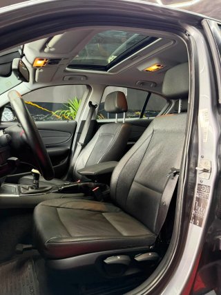 BMW Serie 1 123d 2011
