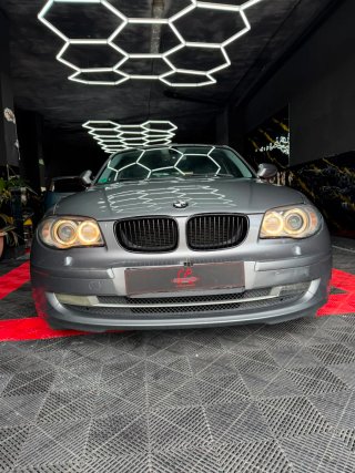 BMW Serie 1 123d 2011