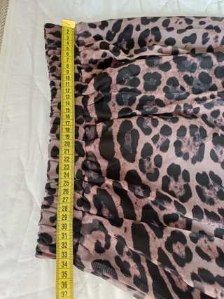 Falda larga estampado leopardo. Totalmente nueva