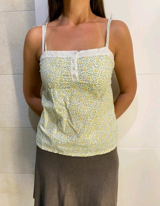 Top tirantes con flores verdes-amarillas. Talla S.